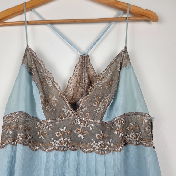 Victoria Secret Baby Blue Lace Babydoll Teddy size Large - Picture 2 of 9